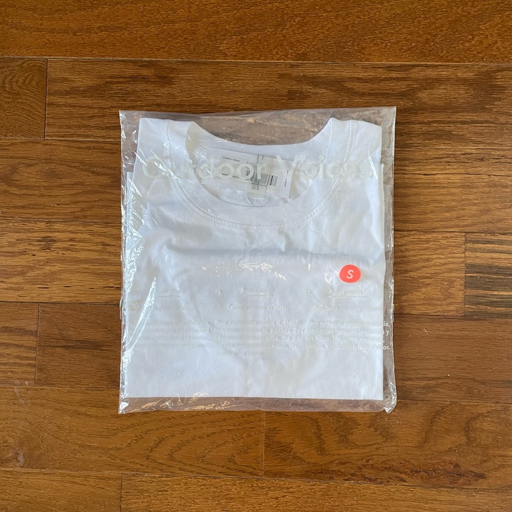 New Outdoor Voices Women’s Everyday Shortsleeve in Brilliant White